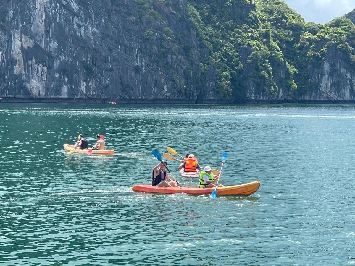 Royal Cruise Halong Bay Hotel Hạ Long Ngoại thất bức ảnh